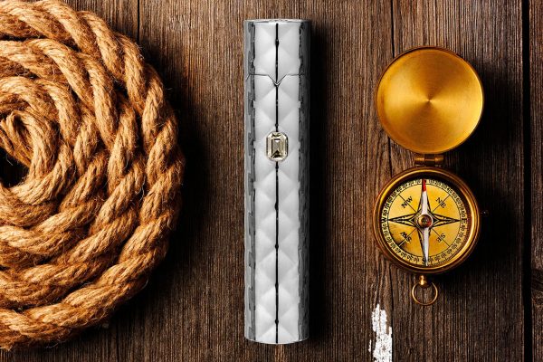 Undea-des-Iles-et-boussole